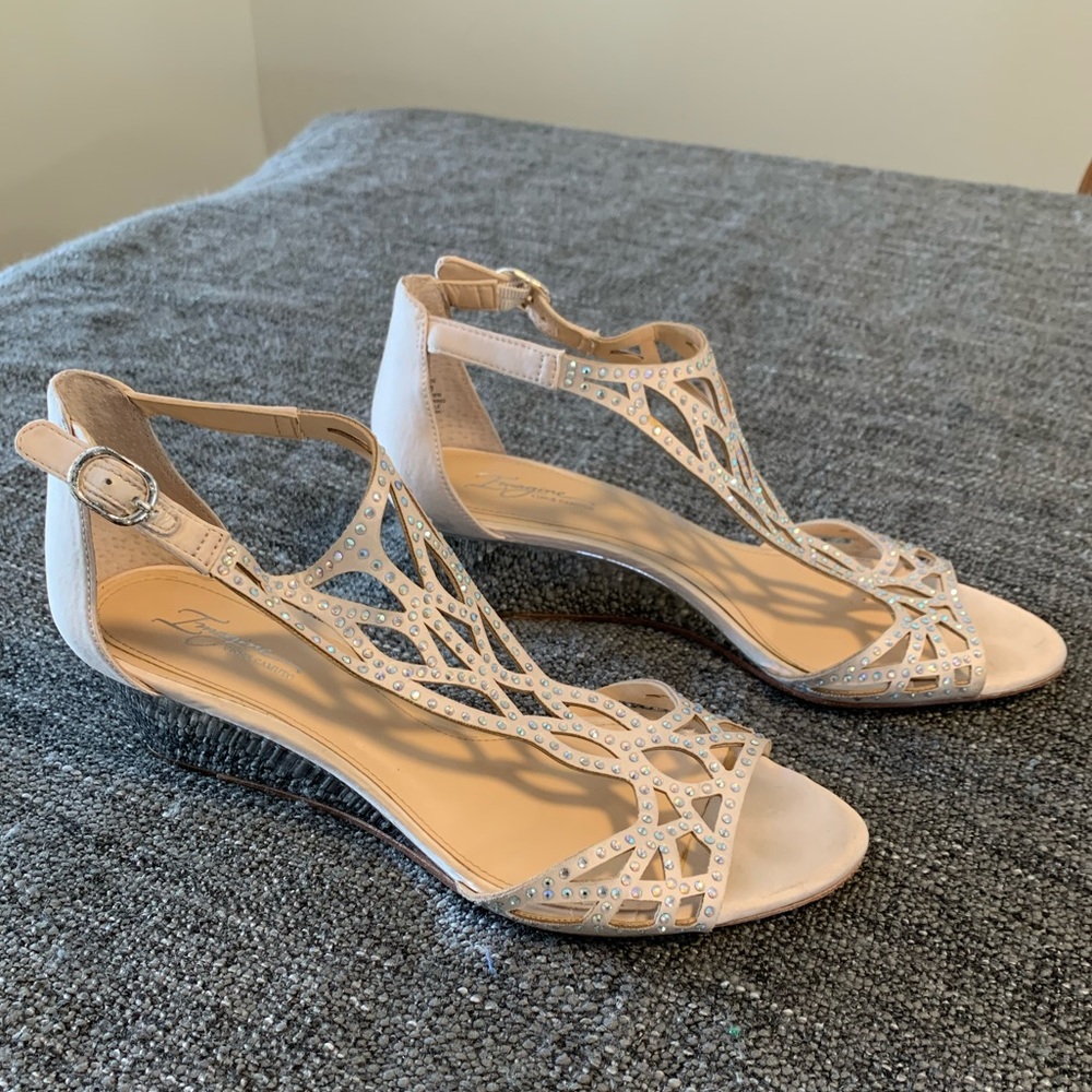 Imagine Vince Camino sparkly wedge sandals Size 9M